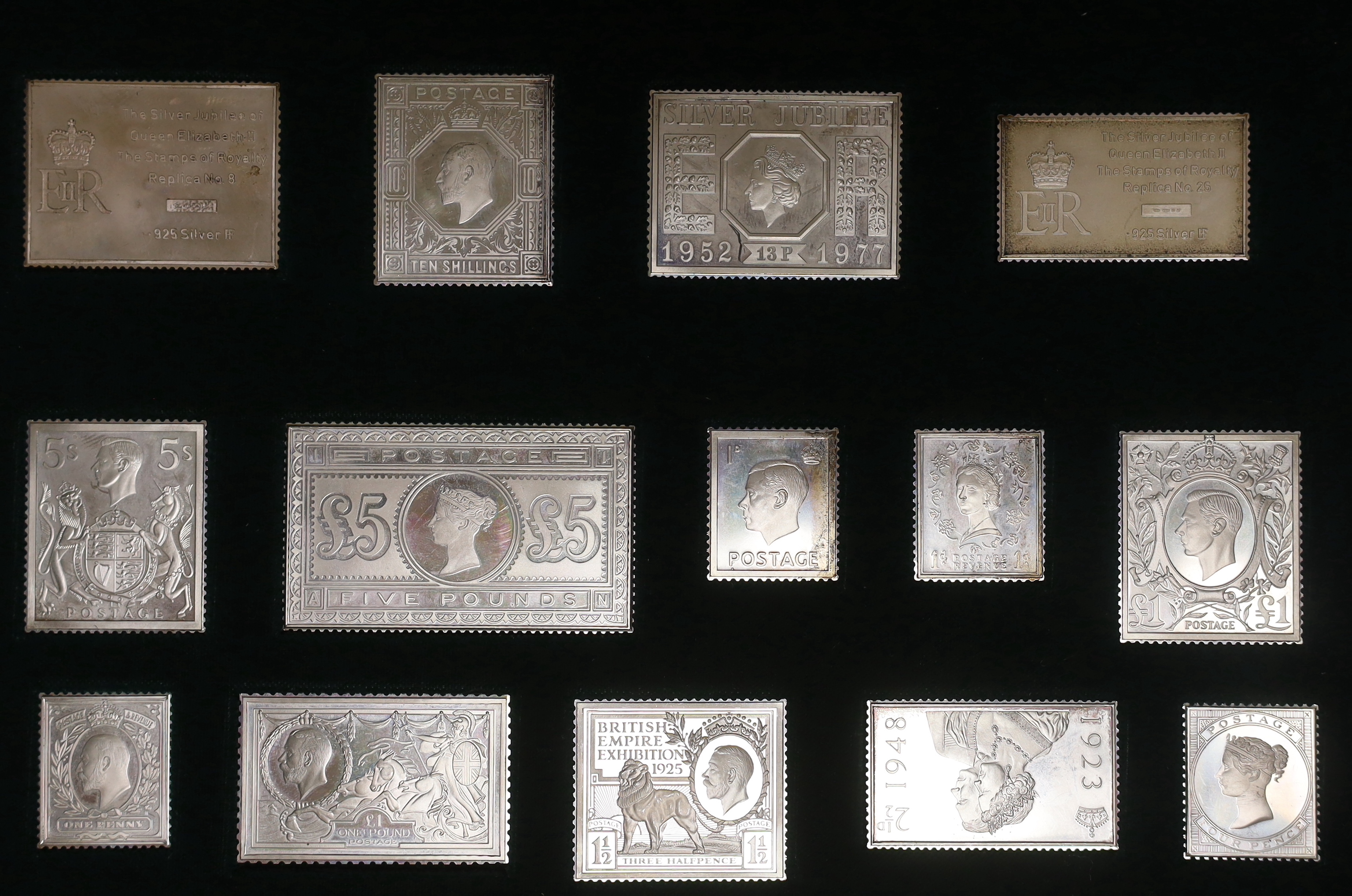 A cased modern set of twenty five silver 'Stamps of Royalty' replicas, with paperwork